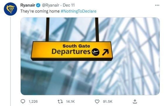 지난 11일 유럽의 저비용 항공사 라이언에어의 공식 트위터 계정(@Ryanair)에 4강전 진출에 실패한 영국팀을 놀리는 밈 게시물이 게시됐다. (라이언에어 트위터 계정 갈무리)