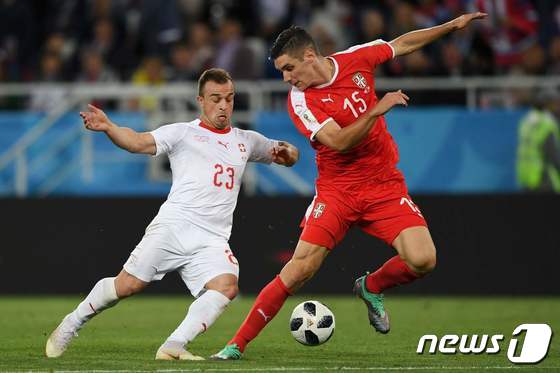 스위스는 2018 러시아 월드컵 조별리그에서 세르비아를 2-1로 이겼다. © AFP=뉴스1