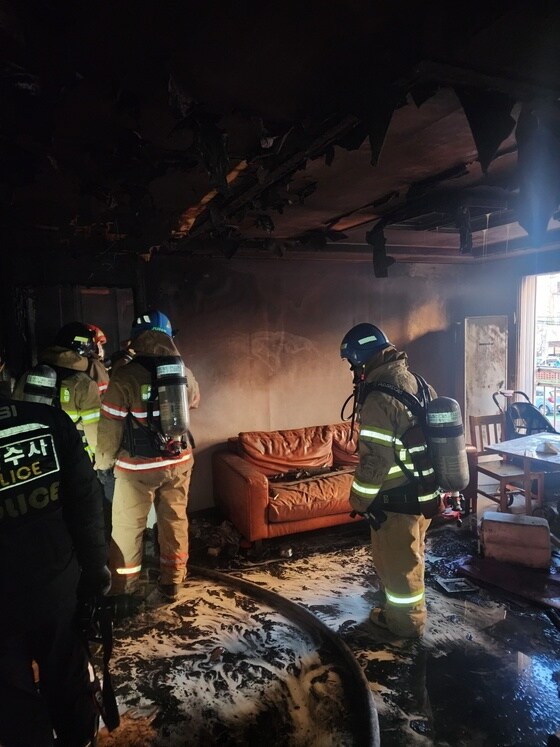 8일 광진구 자양동 한 다세대주택서 화재가 발생했다. (광진소방서 제공)