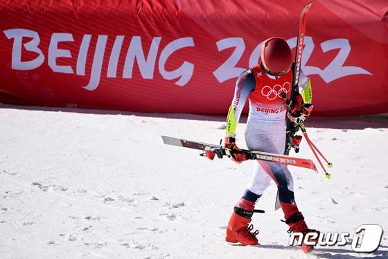2022 베이징 동계올림픽에서 노메달에 그친 미국 스키선수 미카엘라 시프린 © AFP=뉴스1