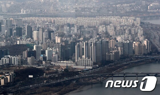서울 아파트 단지(자료사진) 2022.3.10/뉴스1 © News1 박세연 기자