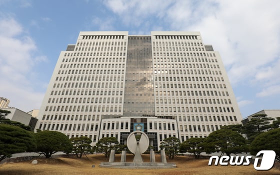 부산지방법원 전경. © News1