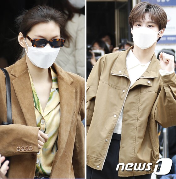 가수 김도연과 김우석(오른쪽)이 화보같은 모습으로 사전투표소를 찾았다. © News1 권현진 기자