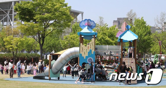 대전 서구 엑스포시민공원 놀이터/뉴스1 © News1 