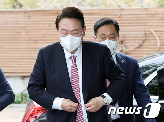 윤석열 대통령 당선인. 2022.4.25/뉴스1 © News1 인수위사진기자단