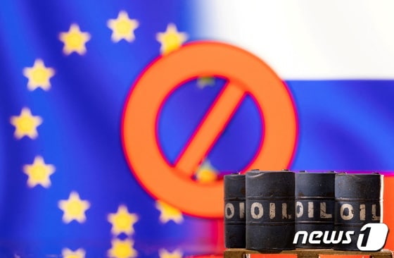 유럽연합(EU)과 러시아의 에너지 전쟁을 시사하는 일러스트레이션. © 로이터=뉴스1 © News1 최서윤 기자