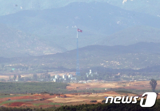 경기 파주시 오두산 통일전망대에서 바라본 북한 개성시의 기정동 마을. 2022.5.15/뉴스1 © News1 신웅수 기자