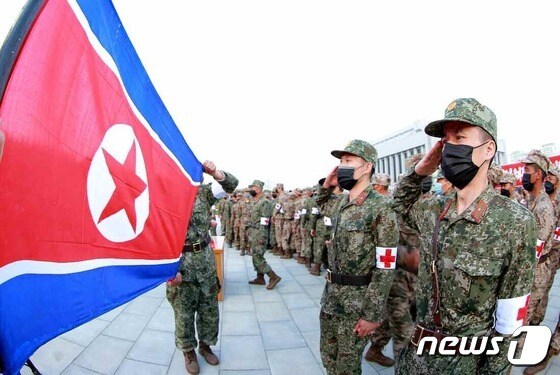 24시간 약품 공급 전투에 전격 투입된 북한군…'김정은 지시 이행'
