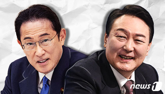 기시다 후미오 일본 총리(왼쪽))과 윤석열 대통령,.© News1 최수아 디자이너