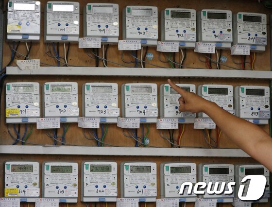 서울의 한 다세대주택 전기 계량기 모습. 2022.6.26/뉴스1 © News1 민경석 기자