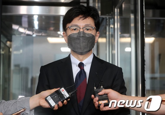'검수완박' 법안 헌재 청구 관련 입장 밝히는 한동훈 장관