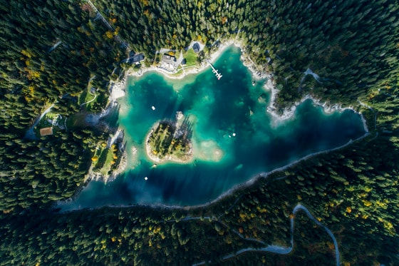 숲속에 자리한 카우마섬(스위스관광청 제공)© 뉴스1