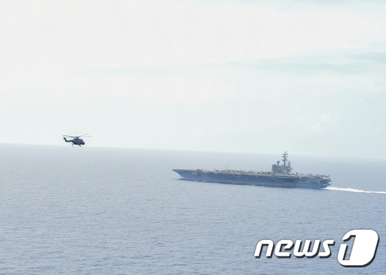해군이 지난 2~4일 일본 오키나와 동남방 공해상에서 미 해군과 항모강습단 연합훈련을 실시했다. (합동참모본부 제공) 2022.6.4/뉴스1