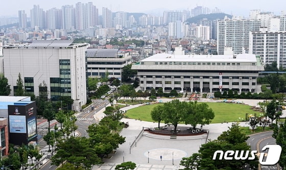 인천시청 전경(인천시 제공)2022.7.10/뉴스1 © News1 박아론 기자