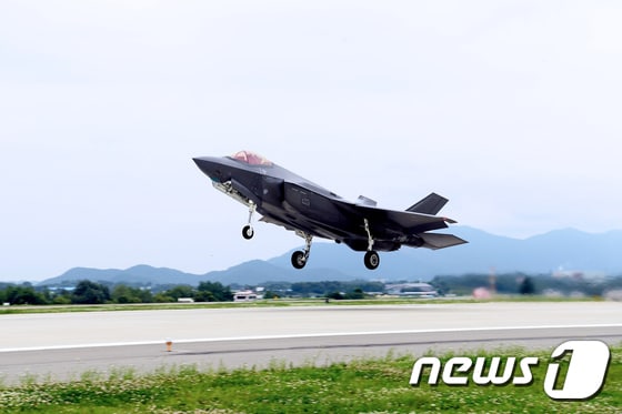 공군 F-35A 스텔스 전투기. (공군 제공) 2022.7.14/뉴스1