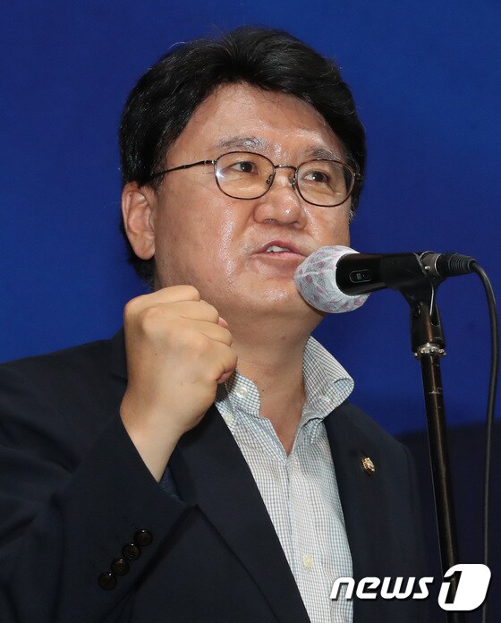 황운하 더불어민주당 의원. © News1 김기태 기자