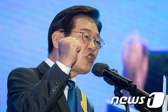 이재명 더불어민주당 당대표 후보가 2022년 8월 6일 정견 발표를 하고 있는 모습. 2022.8.6/뉴스1 © News1 유승관 기자