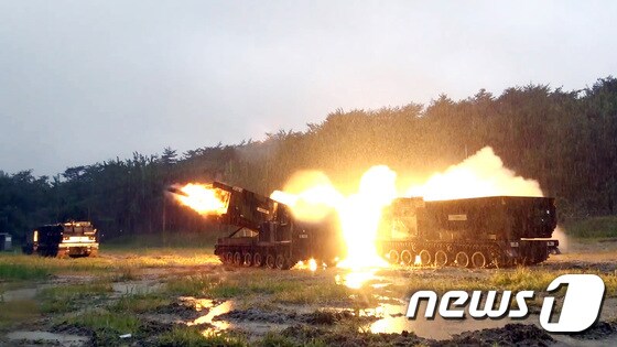한미 MLRS 사격훈련. (육군 제공) 2022.9.1/뉴스1