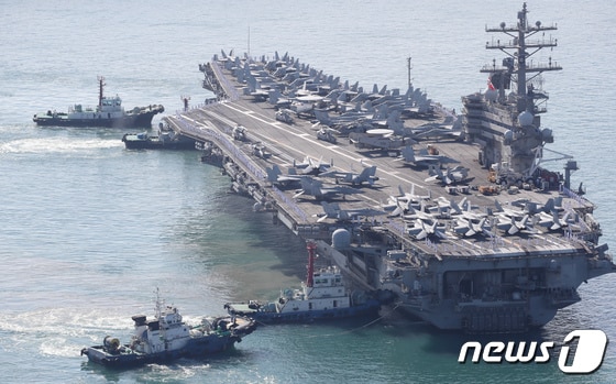 미 해군 핵추진 항공모함 '로널드 레이건'. 2022.9.23/뉴스1 © News1 김영훈 기자
