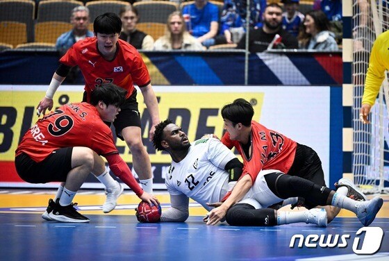 한국과 포르투갈의 경기 모습.© AFP=뉴스1