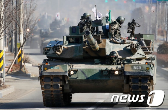 K1 전차와 군병력.(자료사진)© News1