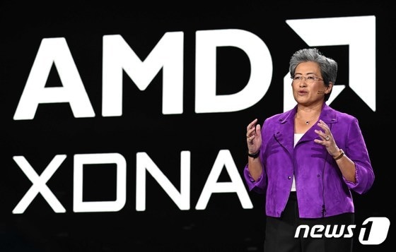 미국 네바다주 베네시안 엑스포에서 리사 수 AMD 회장이 개막 기조연설을 하고 있다. 2023.1.5/뉴스1 © News1 임세영 기자