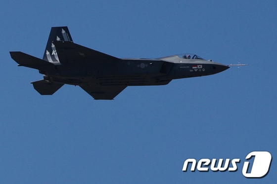 한국형 전투기 KF-21 '보라매' . 2023.10.16/뉴스1 © News1 안은나 기자