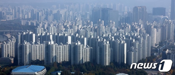 서울 강남구 무역센터에서 바라본 아파트 단지들. 2023,10.30/뉴스1 © News1 김진환 기자