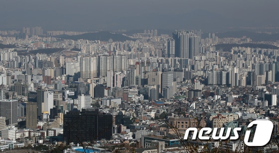 남산에서 바라본 서울 아파트단지들. 2023.11.21/뉴스1 © News1 박세연 기자