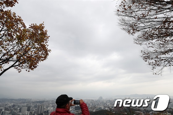 화요일인 30일 충북·세종은 흐리고 낮과 밤의 기온차가 15도 안팎으로 벌어지겠다.(사진은 기사내용과 무관함) /뉴스1
