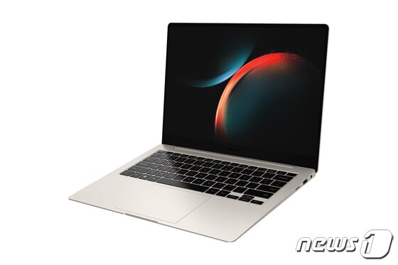  삼성전자 최신 노트북 '갤럭시 북3 프로'(삼성전자 제공)
