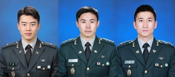 왼쪽부터 육군3사관학교 제58기 졸업생인 김세화, 박광민, 김건아 소위.(국방부 제공)