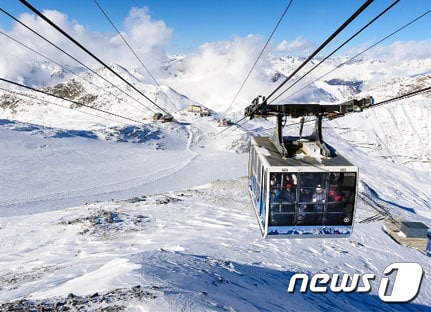 이탈리아 스텔비오 공원 인근의 한 호텔이 스키 등 관광 목적으로 사용되고 있는 케이블카를 소개하고 있다. (젠지아나 호텔 홈페이지)