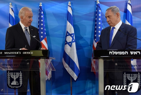 2016년 3월9일 이스라엘 예루살렘에서 조 바이든 당시 미국 부통령이 베냐민 네타냐후 이스라엘 총리와 회담 후 공동 기자회견을 하고 있다. © 로이터=뉴스1 © News1 박재하 기자