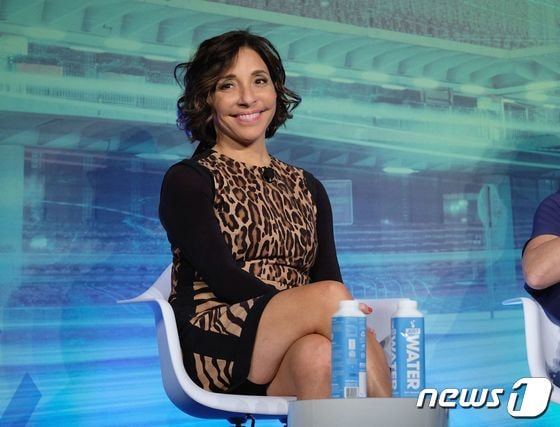 12일(현지시간) 트위터 새 CEO에 임명된 린다 야카리노 NBC 유니버설 광고책임자. © AFP=뉴스1 © News1 박형기 기자