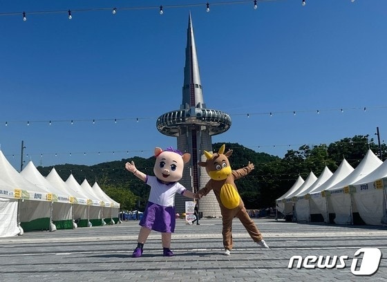 홍성한우가 페스티벌이 열리고 있는 대전 한빛탑 광장.(홍성군 제공)/뉴스1