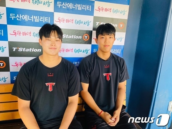 항저우 AG 야구대표팀에 승선한 KIA 이의리(오른쪽)와 최지민.© News1 서장원 기자
