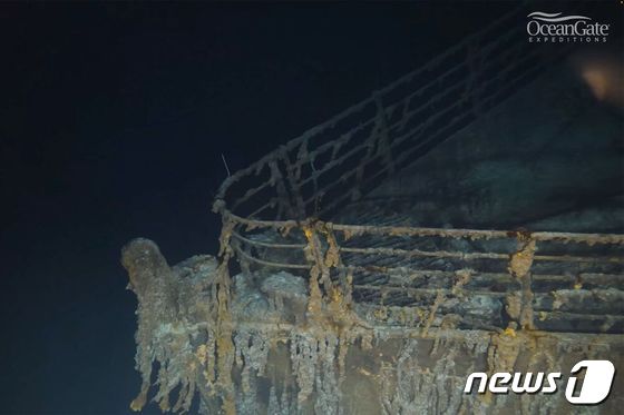 미국 해저탐사 업체 오션게이트 익스페디션이 지난해 공개한 타이태닉호의 잔해.(오션게이트 익스페디션 갈무리).