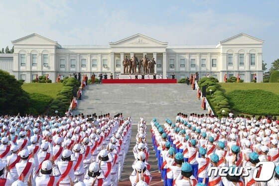 (평양 노동신문=뉴스1) = 북한 노동당 기관지 노동신문은 6일 