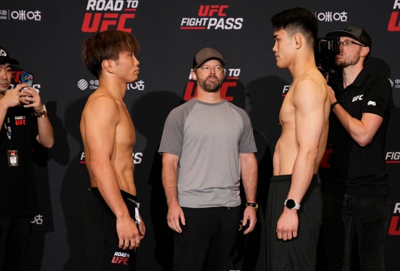 박재현(오른쪽)이 로드 투 UFC 라이트급 토너먼트 준결승에 나선다.(UFC 제공)