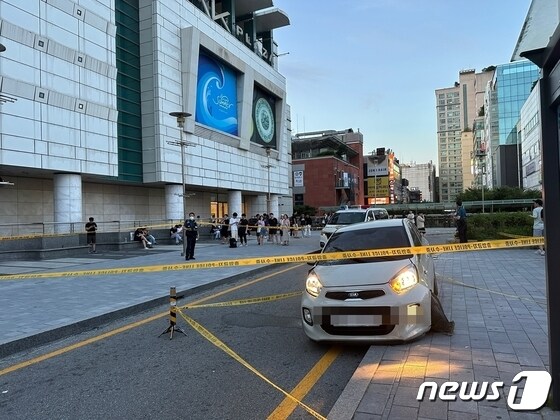경기 성남시 서현역 인근에서 발생한 흉기난동 사건의 피의자가 타고 온 차량. (사진=독자제공)