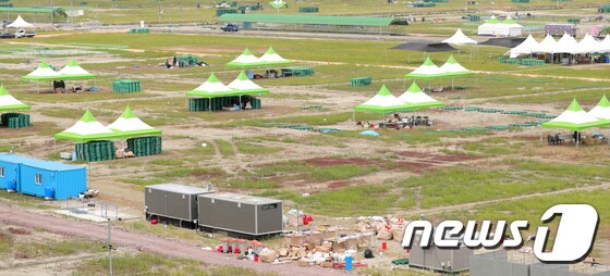전북 부안군 잼버리 경관 쉼터에서 바라본 야영지가 한산한 모습을 보이고 있다. 2023.8.9/뉴스1 © News1 유경석 기자