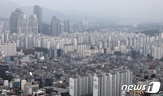 서울 강남구의 아파트 단지. 2023.9.13/뉴스1 © News1 김진환 기자
