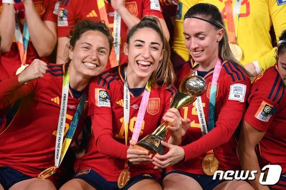 여자월드컵에서 우승을 차지한 스페인 대표팀 © AFP=뉴스1