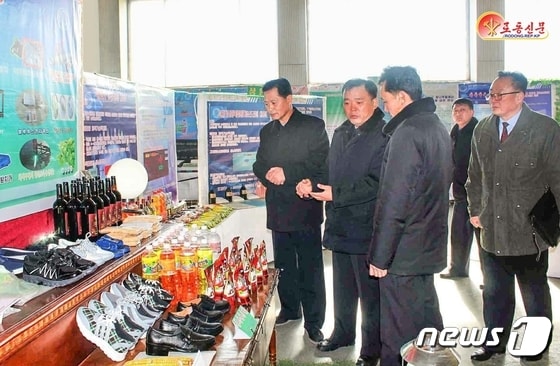 북한, 황해북도 과학기술축전 진행…"비약적 발전의 지름길은 과학기술"
