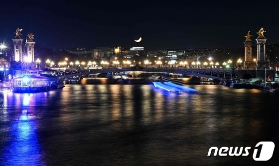 프랑스 파리 센강의 야경. © AFP=뉴스1