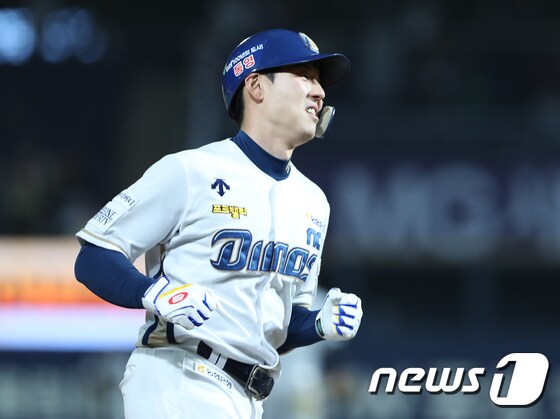 NC 김성욱, 류현진 상대로 '역전 3점 홈런'