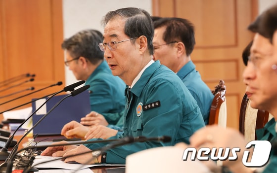 한덕수 총리 '6개 사립대 증원 조정안 논의'