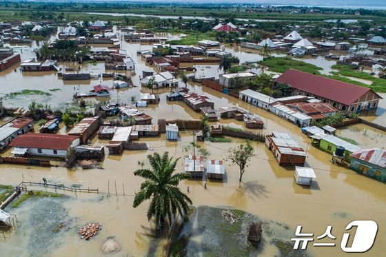 2024년 4월 19일(현지시간) 동아프리카 부룬디의 도시 부줌부라의 가툼바 지역이 폭우 피해를 입었다. © AFP=뉴스1 © News1 조소영 기자