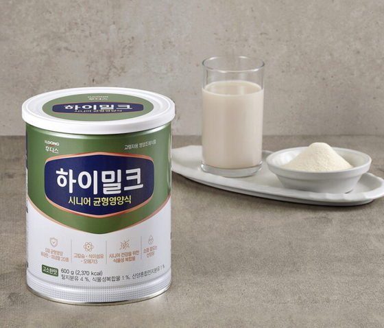 일동후디스가 출시한 국내최초 고령자용 영양조제식품 '하이밀크 시니어 균형영양식'.(일동후디스 제공)